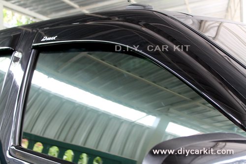 คิ้วกันสาดประตู 2ประตู สีดำ d-max ปี 03-11