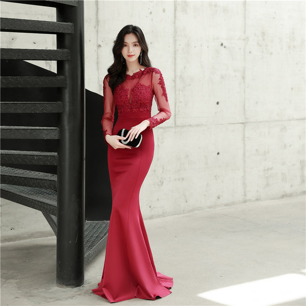 ชุดราตรี ชุดราตรีสวยหรู แบบ ทันสมัย Evening dress