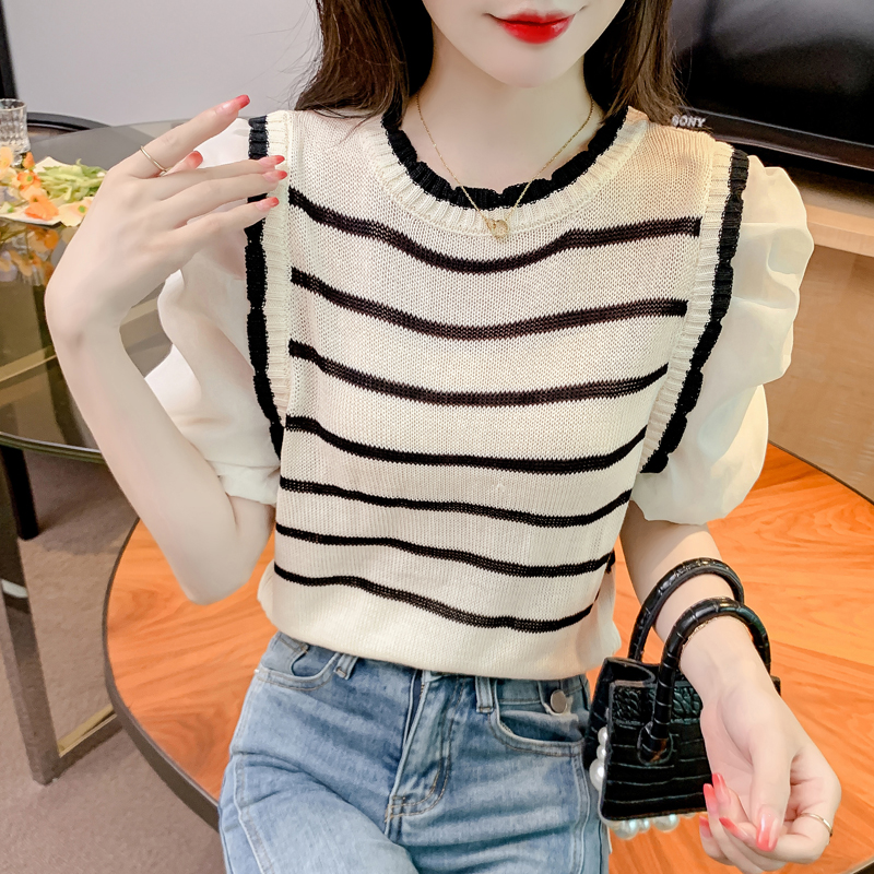 เสื้อผ้าวัยรุ่นเกาหลี เสื้อยืดวัยรุ่นผู้หญิง มีขนาด S M L XL
