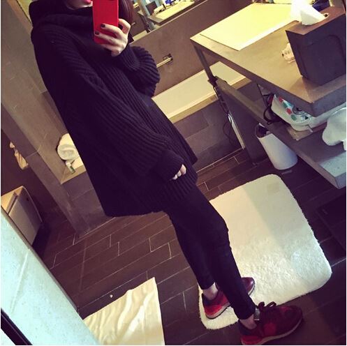 เสื้อไหมพรมคอเต่า ตัวโคล่ง สีดำ ยืดได้เยอะ ใส่เดี่ยวไหรือใส่โค้ทคลุมก็สวยจ้า