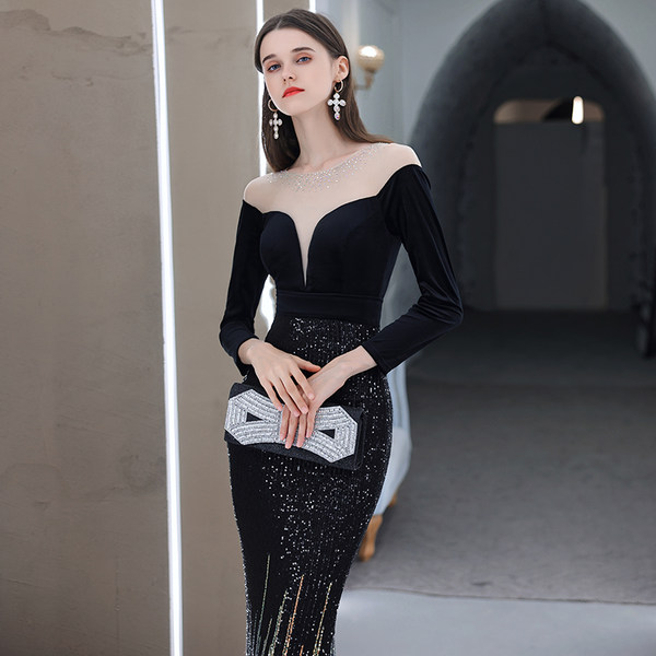 ชุดราตรี ชุดราตรีสวยหรู แบบ ทันสมัย Evening dress