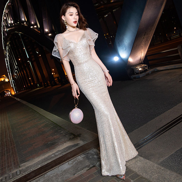 ชุดราตรี ชุดราตรีสวยหรู แบบ ทันสมัย Evening dress