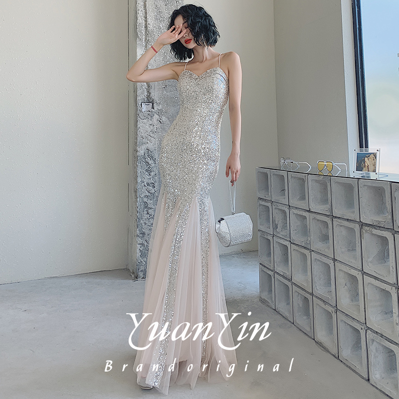 ชุดราตรี ชุดราตรีสวยหรู แบบ ทันสมัย Evening dress