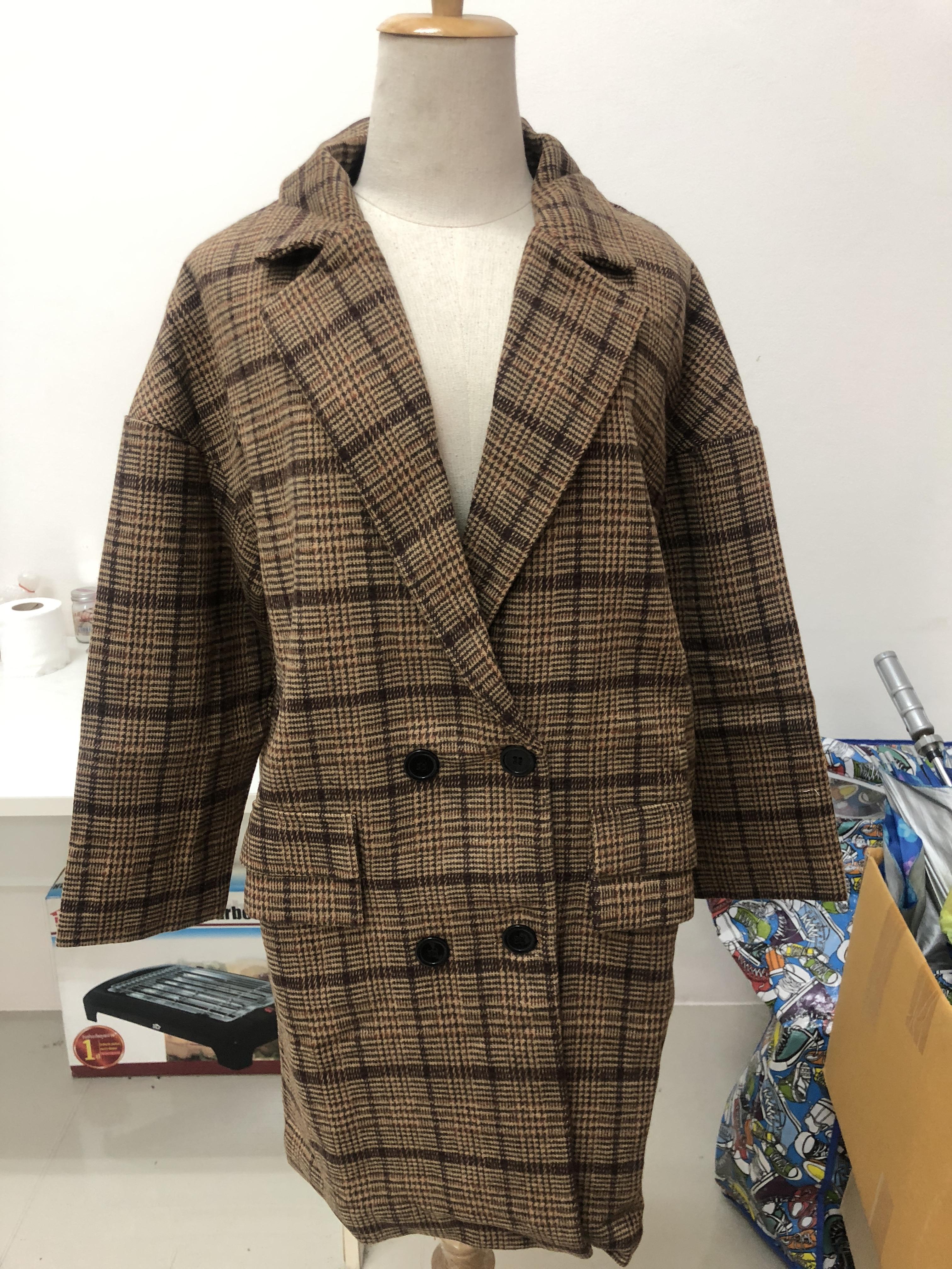 เสื้อคลุมกันหนาว สไตล์ญี่ปุ่น ผ้ากระสอบลายสก๊อต บุซับในกันลม ใครชอบแนวนี้ต้องรีบจัดเลยจ้า