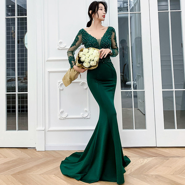 ชุดราตรี ชุดราตรีสวยหรู แบบ ทันสมัย Evening dress