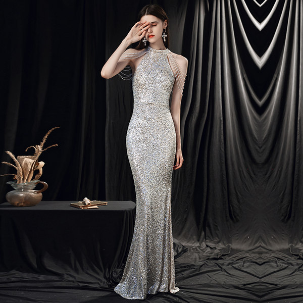 ชุดราตรี ชุดราตรีสวยหรู แบบ ทันสมัย Evening dress