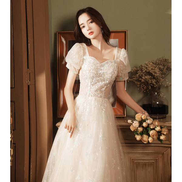 ชุดราตรี ชุดราตรีสวยหรู แบบ ทันสมัย Evening dress