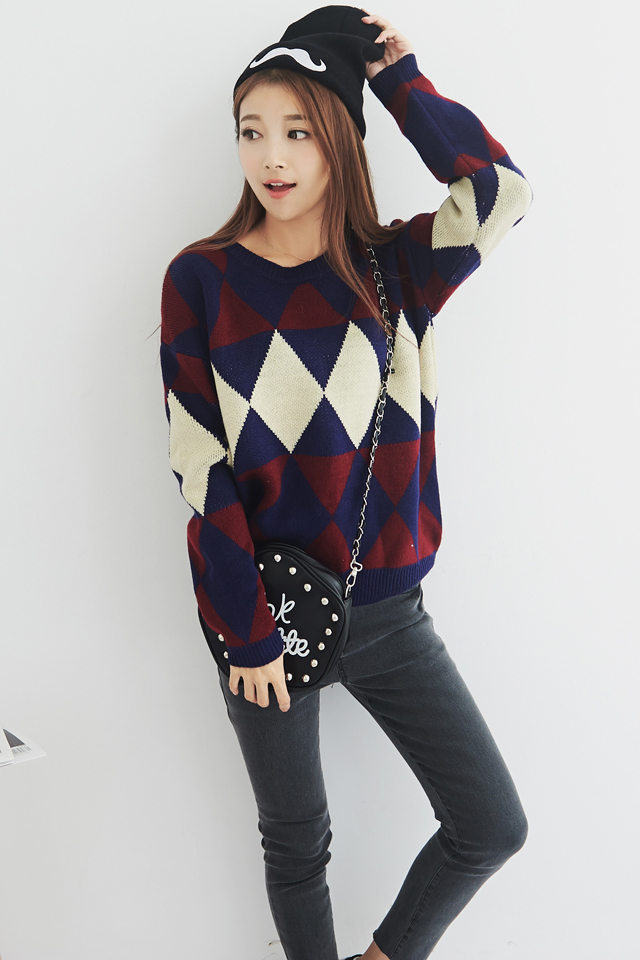 Sweater เสื้อไหมพรม ลายเก๋ๆ พร้อมส่ง เนื้อผ้้าไหมพรม ยืดได้เยอะ same pic