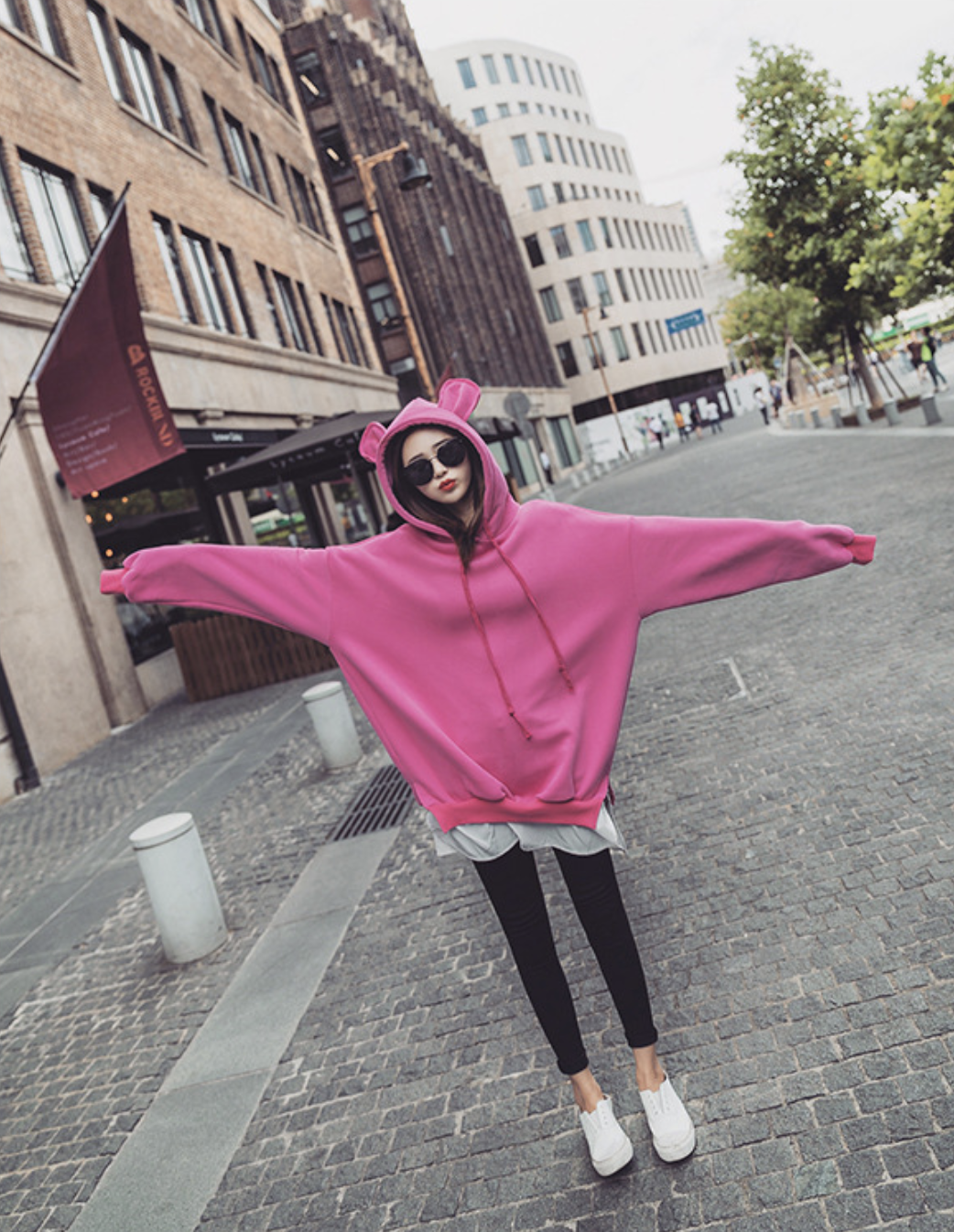 เสื้อกันหนาวฮู้ดดี้ แฟชั่นเกาหลี หูหมี ผ้าเนื้อนุ่ม ด้านในเป็นผ้าสำลี กันหนาวได้จ้า พร้อมส่ง งานจริงในภาพสุดท้าย ชมพู