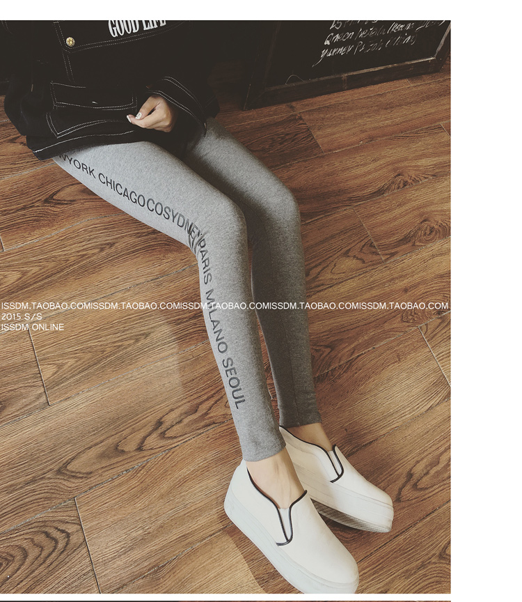 กางเกงขายาว ผ้าคอตตอนผสม ด้านในเป็นผ้าสำลี สกรีนลายตัวอักษรด้านข้าง พร้อมส่ง