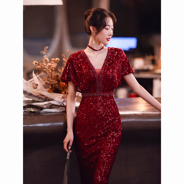 ชุดราตรี ชุดราตรีสวยหรู แบบ ทันสมัย Evening dress
