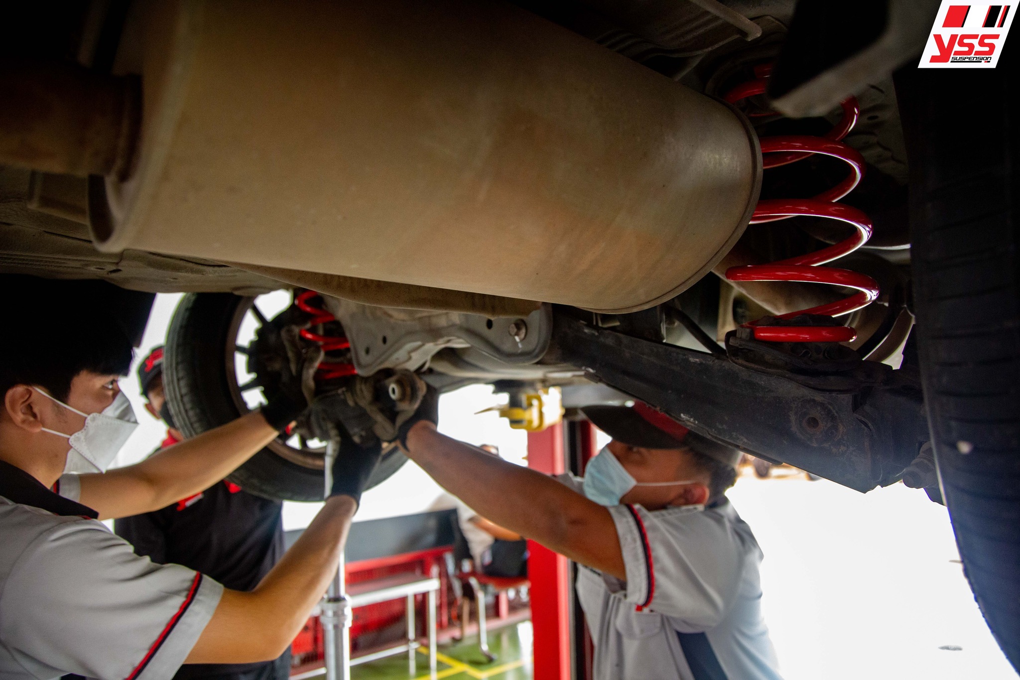 YSS สปริงรถยนต์แบบโหลด Honda Civic FB ปี 13-17
