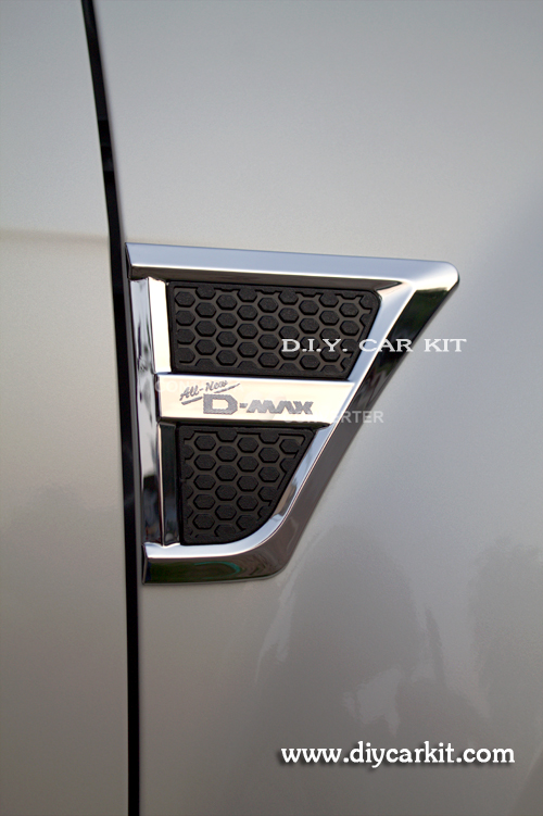 ครอบแก้มใหญ่ข้างประตู New D-Max ปี 12-19