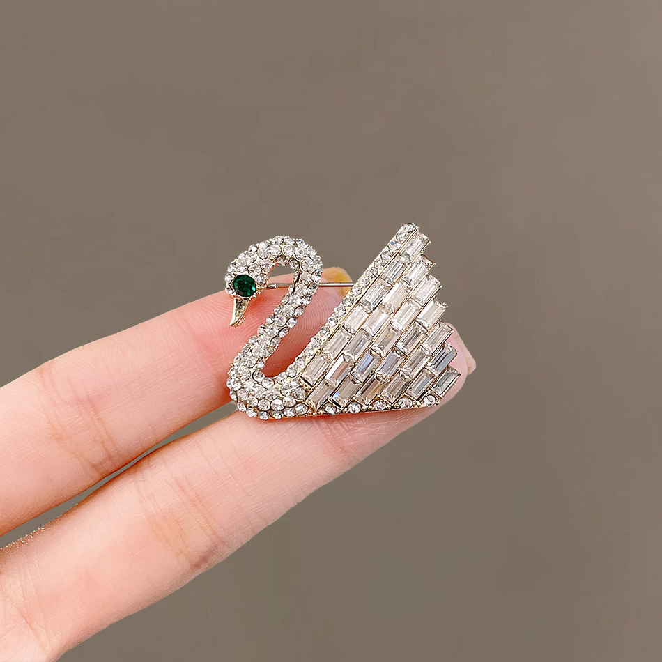 เข็มกลัด เข็มกลัดสวยๆ เข็มกลัดติดเสื้อ Brooch