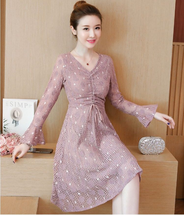 Dress4503 เดรสยาวลูกไม้ทรงสวย แขนยาวแต่งระบาย มีเชือกรูดกลางอกเก๋ๆ ดูมีดีเทล ผ้าลูกไม้เนื้อดีหนาสวยเกรดพรีเมียม งานดีผ้าสวยเหมือนราคาหลักพัน