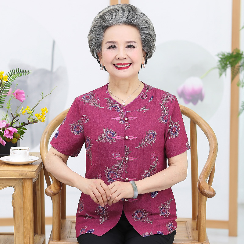 เสื้อคุณยาย เสื้อผู้วัยอายุ60-70ปี มีขนาด L-4XL(อกประมาณ35-45นิ้ว)