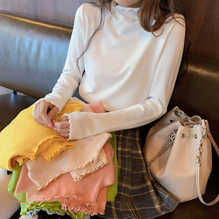 HEATTECH (ฮีทเทค คอเต่าหยัก นุ่ม) เสื้อแขนยาวแต่งปลายแขน/คอ หวานๆ ใช้ใส่เพิ่มความอุ่นด้านใน กันหนาว เนื้อผ้ายืดได้เยอะ เป็นผ้าสำลีนุ่มๆทั้งในและนอก