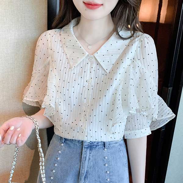 เสื้อลูกไม้ แขนสั้น