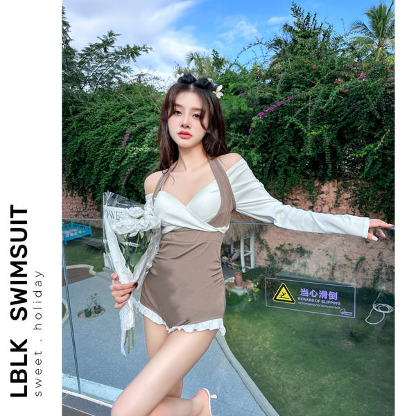 ชุดว่ายน้ำผู้หญิง ชุดว่ายน้ำน่ารัก Bikini ชุดไปทะเล