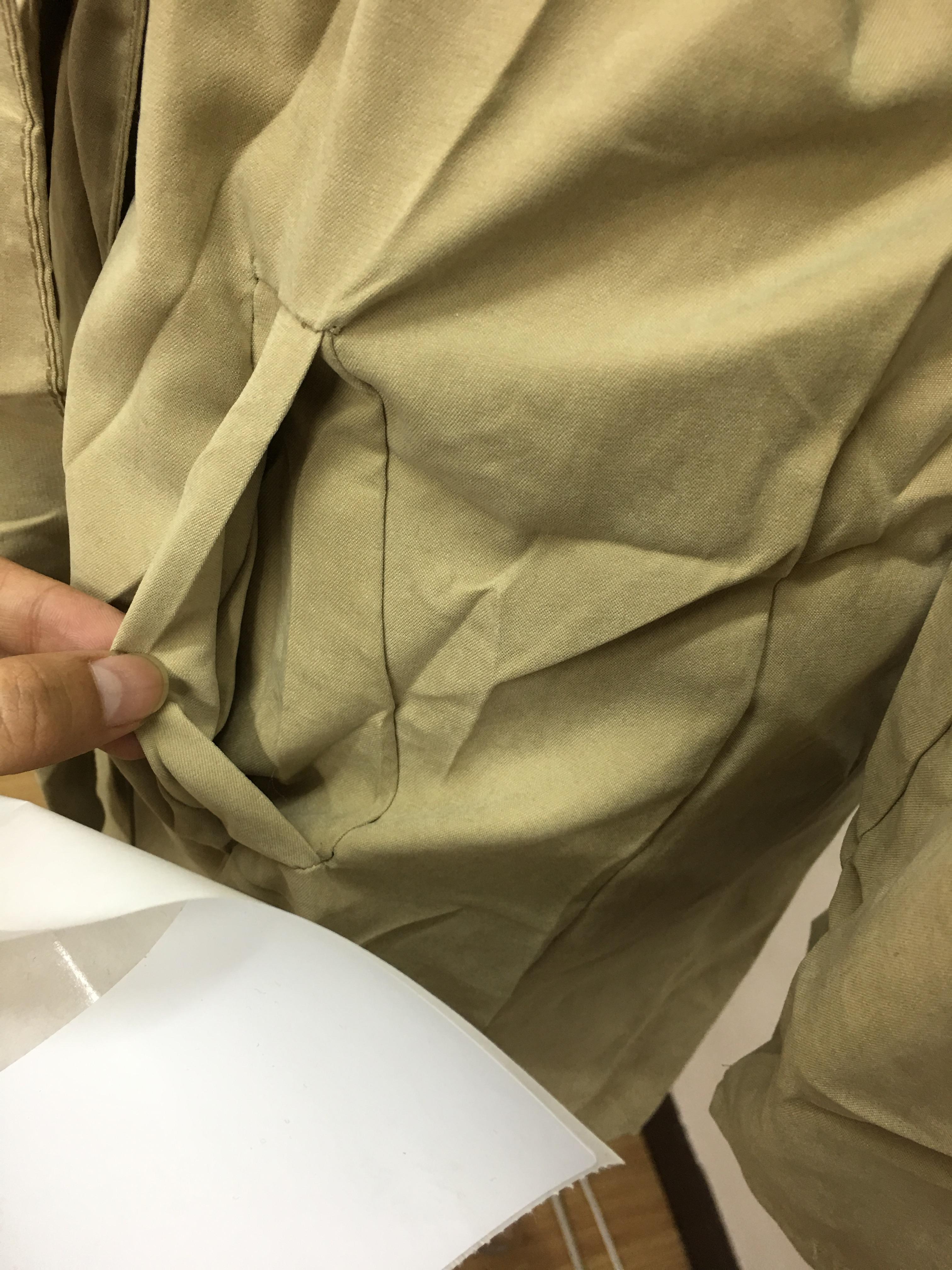 เสื้อคลุมตัวยาว มีฮูดพร้อมสายผูกเอว ทรงเก๋ ผ้าเนื้อด้าน บาง พร้อมส่ง ครีมโทนเขียว