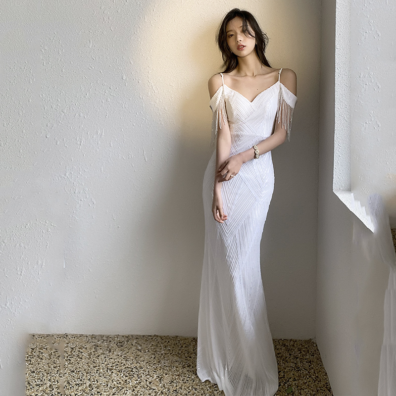 ชุดราตรี ชุดราตรีสวยหรู แบบ ทันสมัย Evening dress