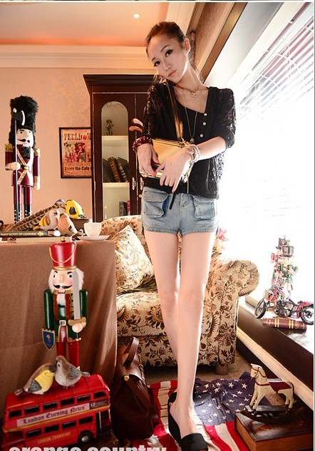 เสื้อคลุมลูกไม้ น่ารัก มีฮู้ด ลูกไม้นิ่มมาก สีดำ พร้อมส่งเลยจ้า black