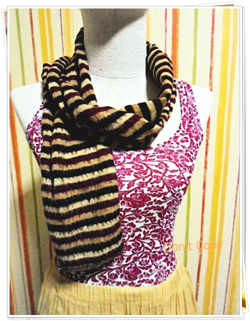 ผ้าพันคอเนื้อกำมะหยี่ สีน้ำตาลสลับ s004