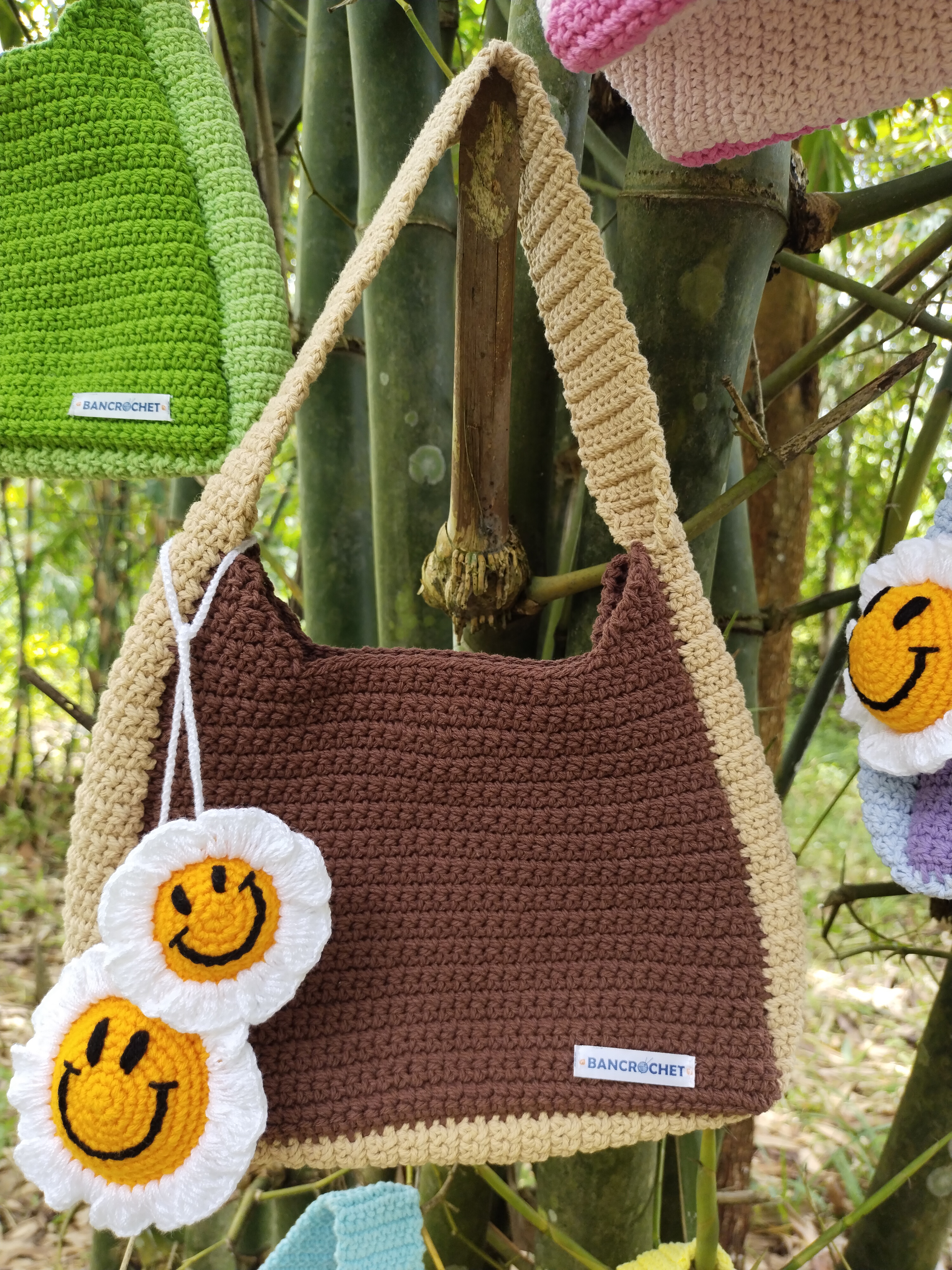 Bancrochet กระเป๋าถักโครเชต์ crochet bag น้ำตาล 8*5.5 สาย 7 inch