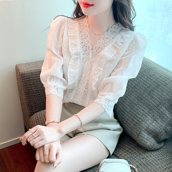 เสื้อลูกไม้ แขนสั้น