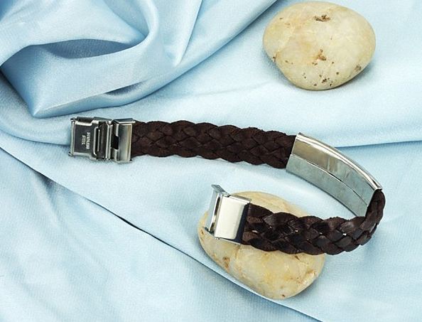 สร้อยข้อมือผู้ชาย กำไลข้อมือผู้ชาย สาย สแตนเลส ผสม ผ้าไหมถัก สีดำ และ สีน้ำตาล สร้อยข้อมือเท่ ๆ เรียบหรู มีสไตล์ no 215944