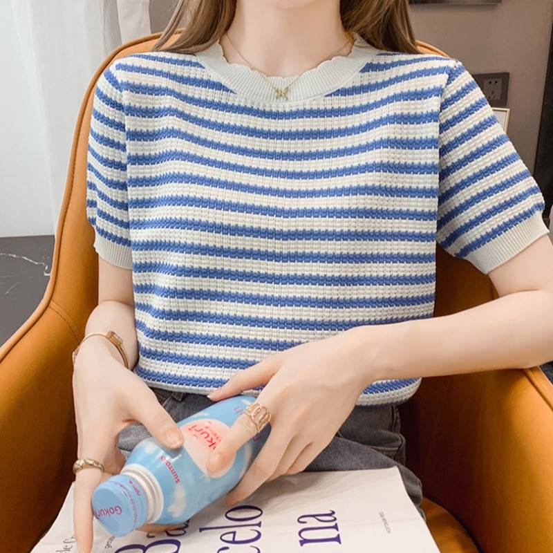 เสื้อยืดวัยรุ่นน่ารักๆ เสื้อวัยรุ่นแขนสั้น เสื้อผ้าวัยรุ่นเกาหลี แบรนด์ Wiyike