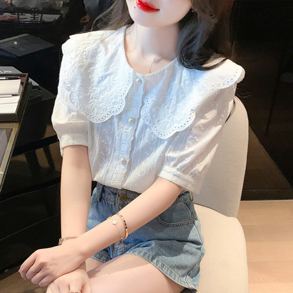 เสื้อลูกไม้ แขนสั้น