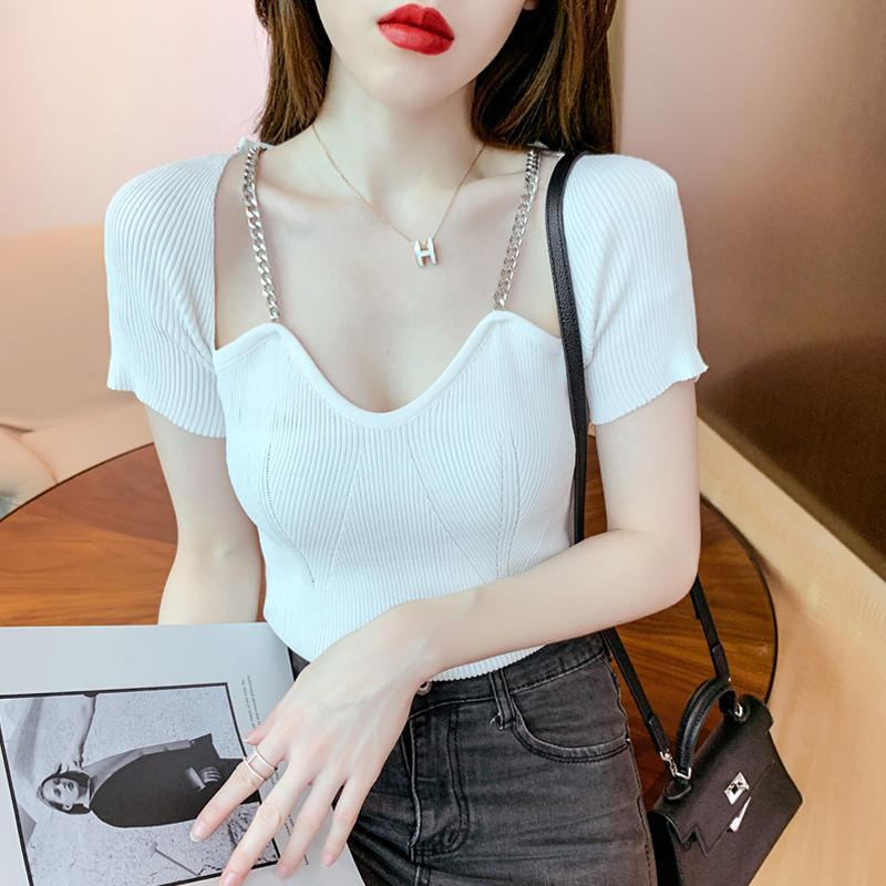 เสื้อยืดวัยรุ่น ลายน่ารักจาก Yan Li ส่งฟรีทั่วประเทศไทย