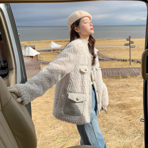 เสื้อโค้ท เสื้อโค้ทกันหนาว เสื้อโค้ทใส่เที่ยวต่างประเทศ ยี่ห้อ: Qianziqian