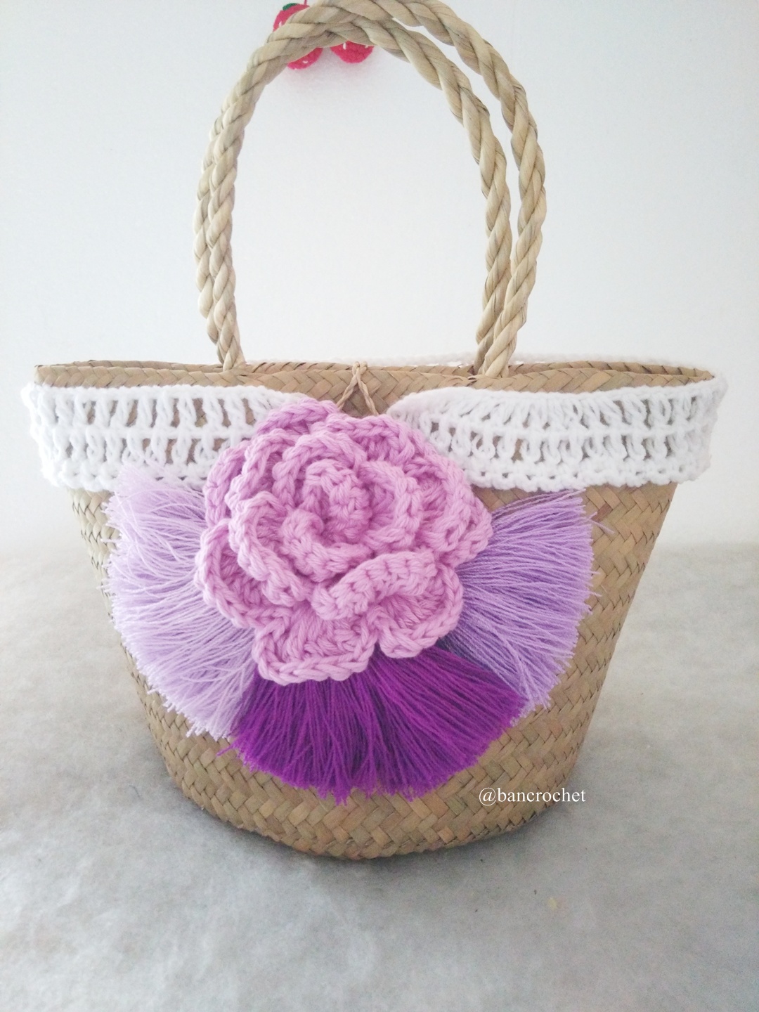 กระเป๋าสานกระจูดประดับดอกไม้ grajood basket weave bags ธรรมชาติ 7*10*7*12 นิ้ว