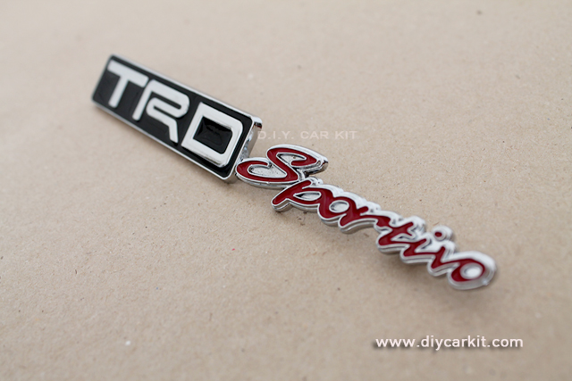 โลโก้ติดหน้ากระจัง TRD Sport