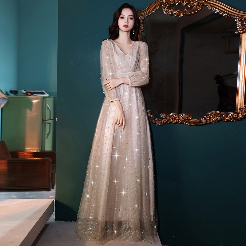 ชุดราตรี ชุดราตรีสวยหรู แบบ ทันสมัย Evening dress