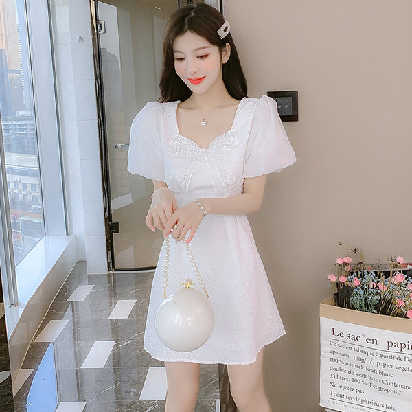 ชุดเดรสสวยๆ ชุดเดรสน่ารักๆ สไตล์เกาหลี By Meiyi women's clothing