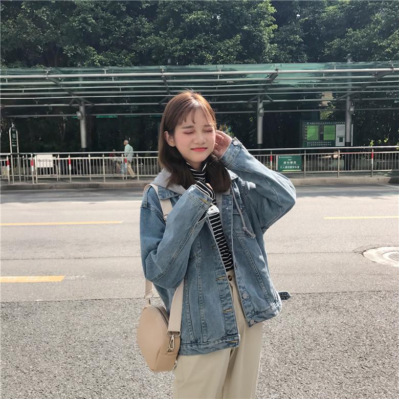 แจ็กเก็ต ฮู้ดผ้า น่ารัก ทรงสวย สียีนส์อ่อน พร้อมส่งจ้า same pic