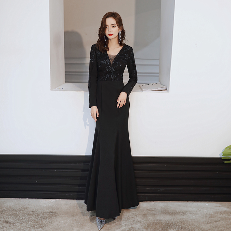 ชุดราตรี ชุดราตรีสวยหรู แบบ ทันสมัย Evening dress
