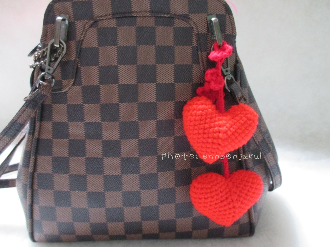 ที่ห้อยกระเป๋าหัวใจคู่