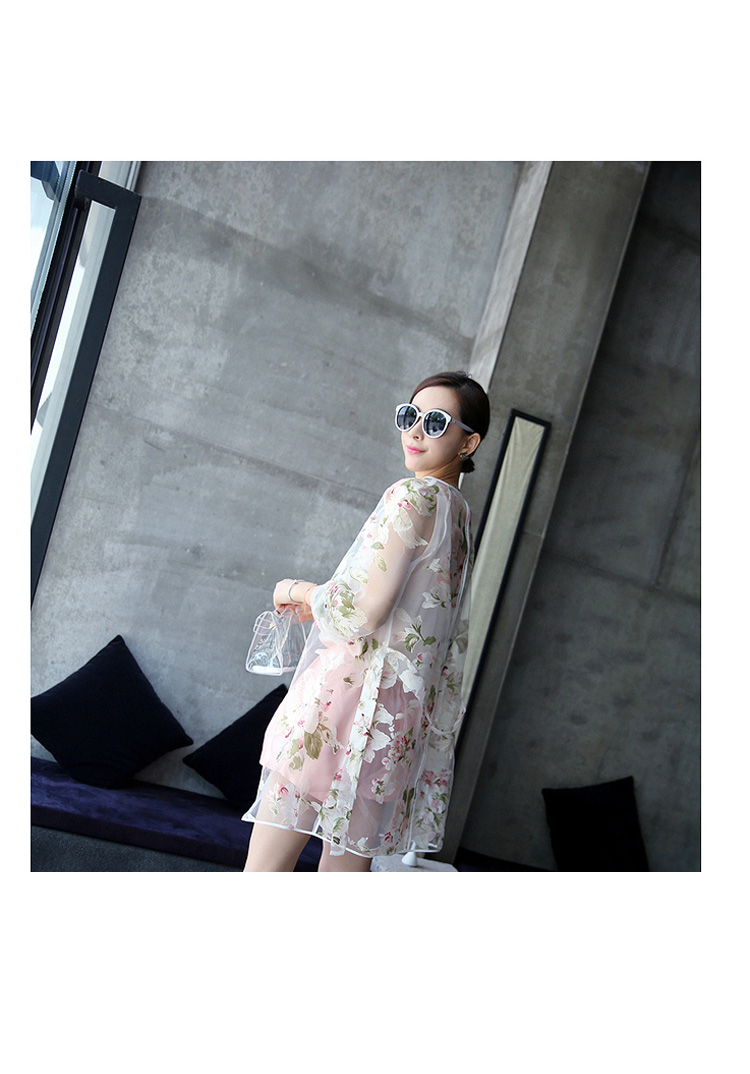 เสื้อคลุม ผ้าแก้ว พร้อมส่ง ลายดอกไม้หวานๆ แบบเก๋ไก๋ไม่เหมือนใคร