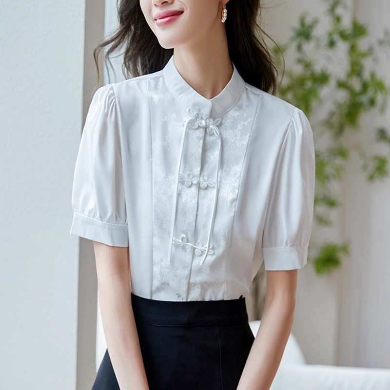 เสื้อเชิ้ตผู้หญิงใส่ทํางาน 390 บาทต่อชิ้น ฟรีค่าจัดส่ง