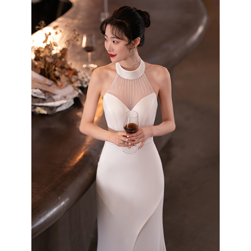 ชุดราตรี ชุดราตรีสวยหรู แบบ ทันสมัย Evening dress