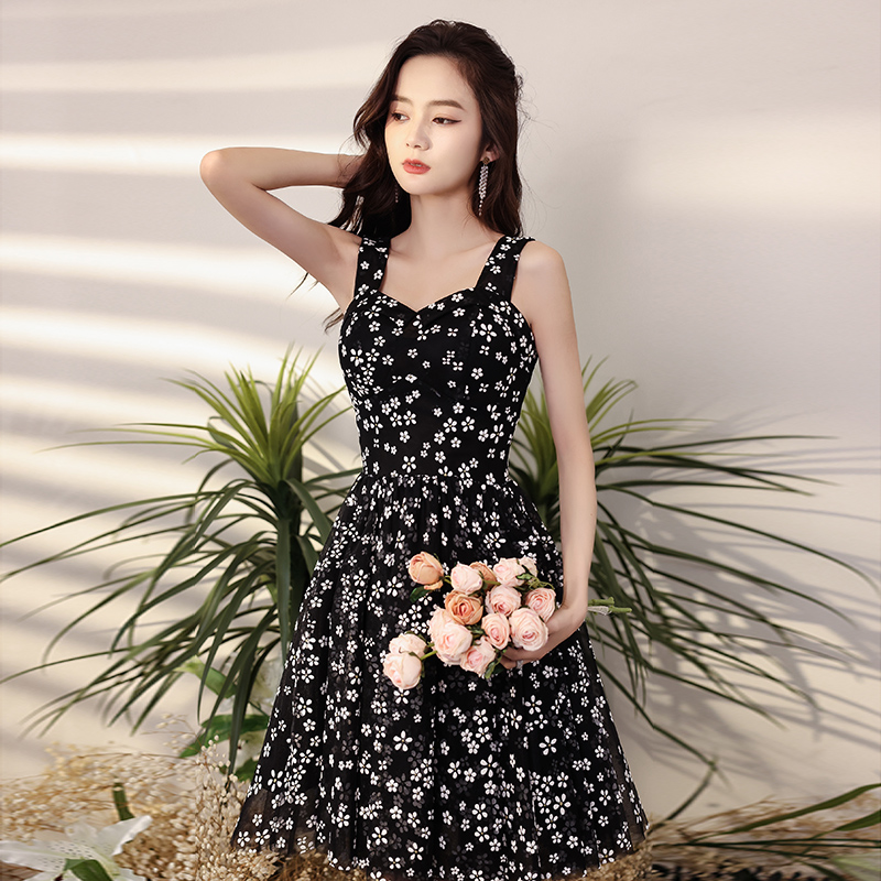 ชุดราตรี ชุดราตรีสวยหรู แบบ ทันสมัย Evening dress