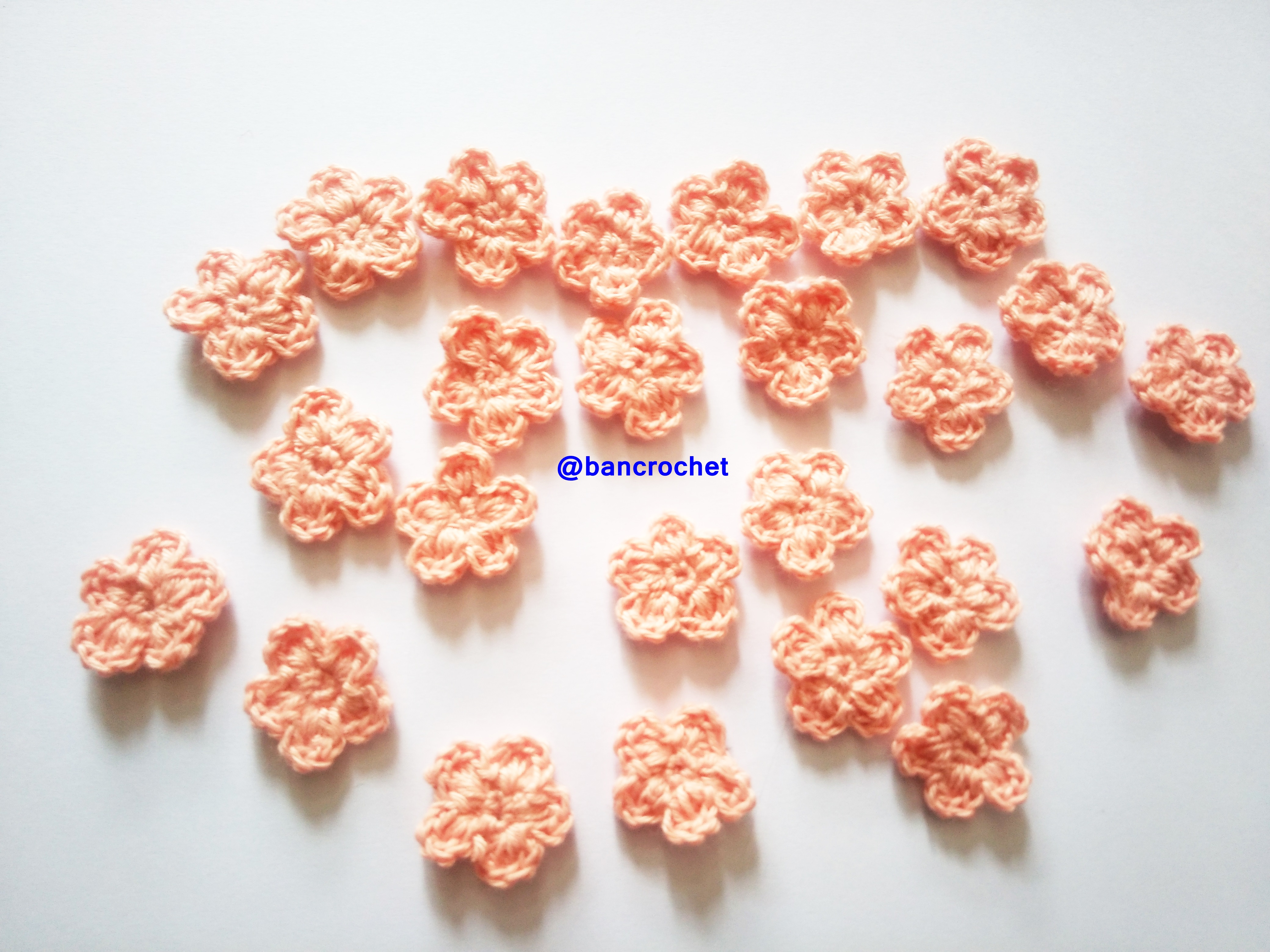 Bancrochet ดอกไม้ถักโครเชต์ crochet flowers โอรส 1.5 cm