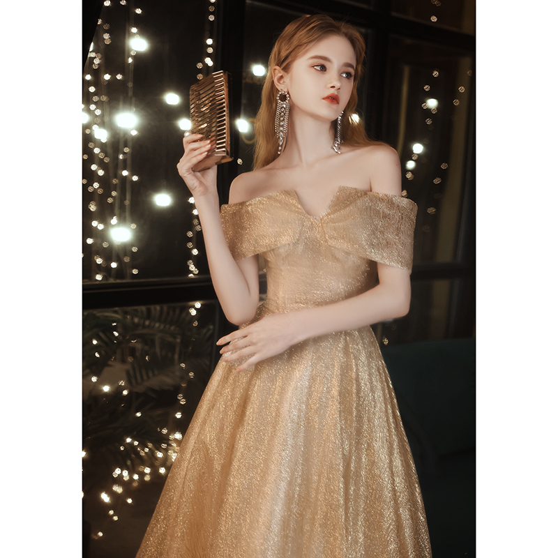 ชุดราตรี ชุดราตรีสวยหรู แบบ ทันสมัย Evening dress