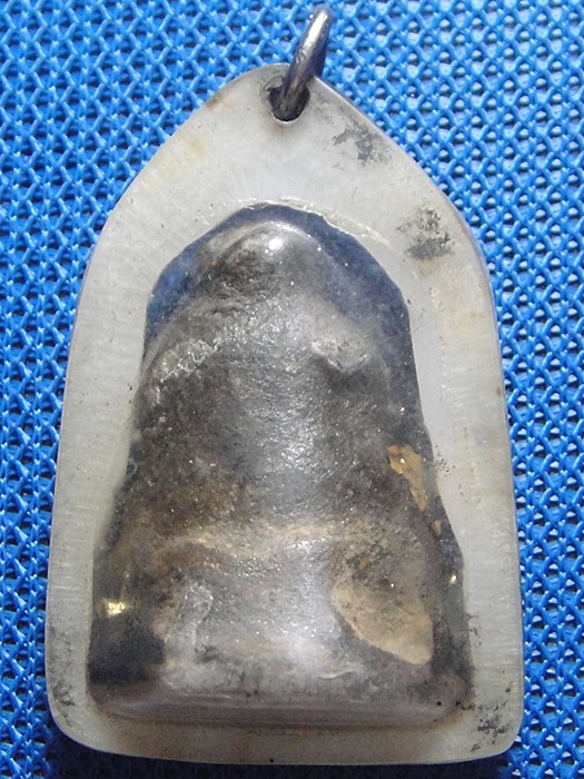 หลวงพ่อพิณวัดอุบล ราชบุรี