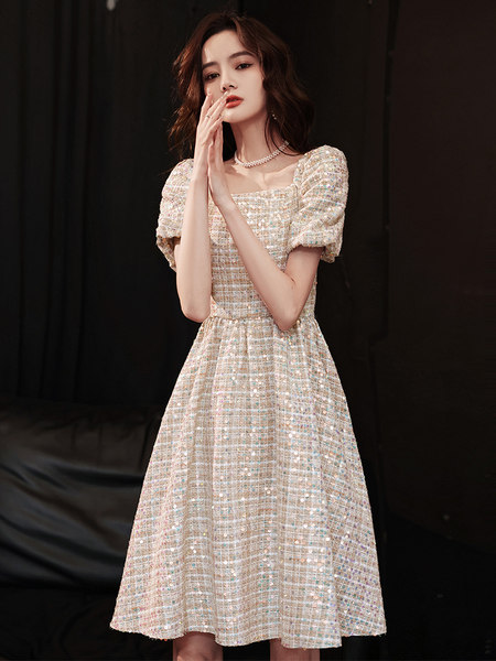 ชุดราตรี ชุดราตรีสวยหรู แบบ ทันสมัย Evening dress