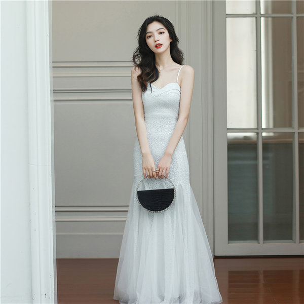 ชุดราตรี ชุดราตรีสวยหรู แบบ ทันสมัย Evening dress